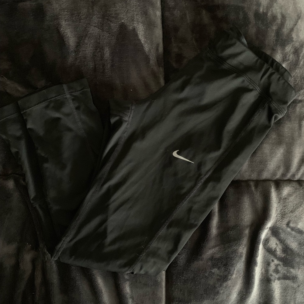 3/4 length Nike leggings